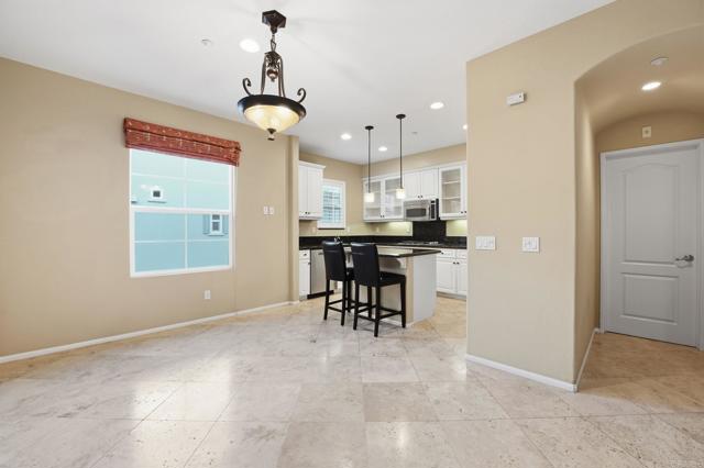 Detail Gallery Image 10 of 26 For 16926 Vasquez Way #86,  San Diego,  CA 92127 - 2 Beds | 2/1 Baths