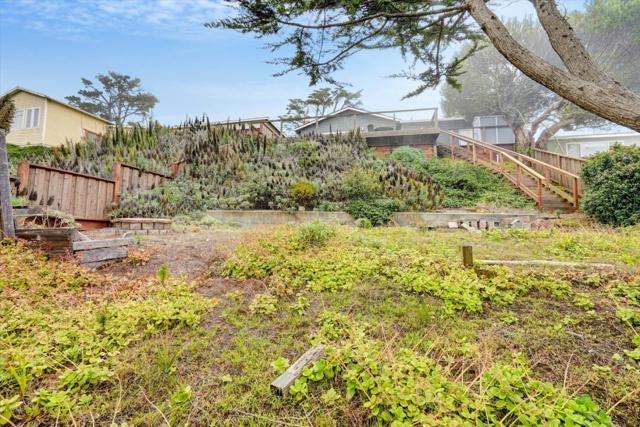 552 Heathcliff Drive, Pacifica CA: https://media.crmls.org/mediaz/a4c735c3-67a2-40ef-b26d-b2dac7b93599.jpg