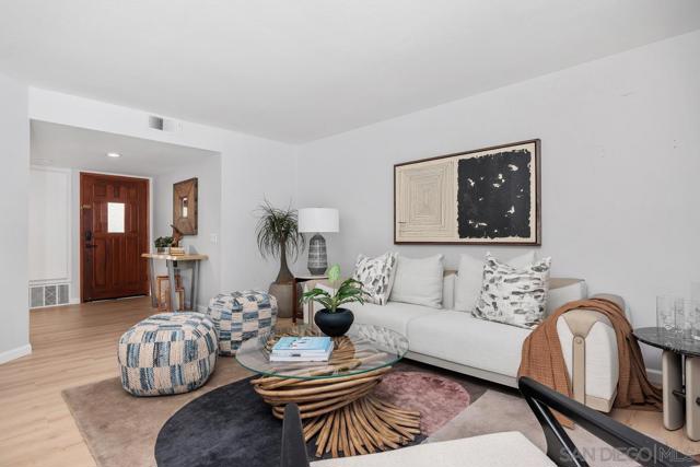 524 Via De La Valle H, Solana Beach CA: https://media.crmls.org/mediaz/a4c74733-eac0-41f9-b568-bd92d3dd883d.jpg