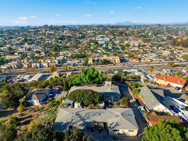 6431 37 Madrone Ave, San Diego CA: https://media.crmls.org/mediaz/a4c84634-cfe3-4719-9472-0577b3fbe4ca.jpg