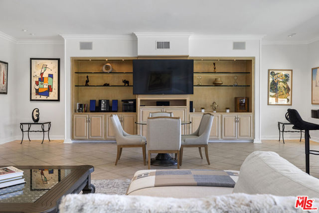 7834 Electra Drive, Los Angeles CA: https://media.crmls.org/mediaz/a4c88a83-5df9-4379-b171-5b3861f96773.jpg