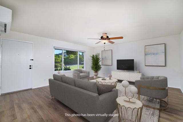 942 Royal Tern Way, Oceanside CA: https://media.crmls.org/mediaz/a4c8c732-fdcd-45a7-9280-bc9fbb00630f.jpg