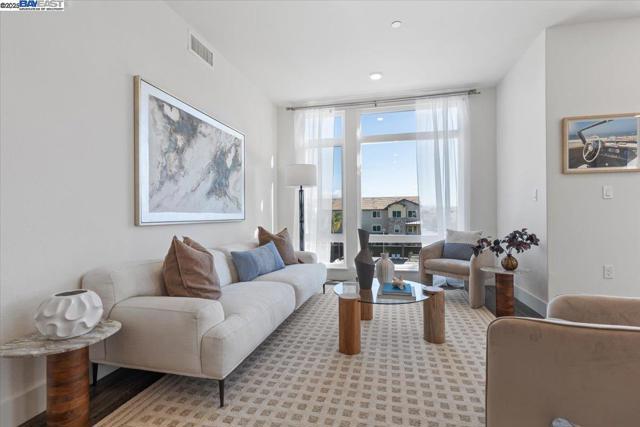 5925 Charlotte Dr, San Jose CA: https://media.crmls.org/mediaz/a4c8f41b-ca2e-41b2-b7e4-a7fb14f7a88f.jpg