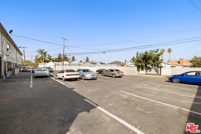 819 West Imperial Highway photo 16