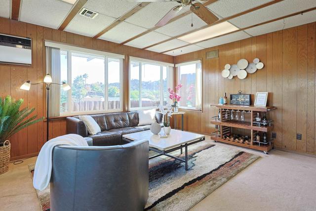 Detail Gallery Image 21 of 68 For 6045 Broadmoor Dr, La Mesa,  CA 91942 - 3 Beds | 1/1 Baths