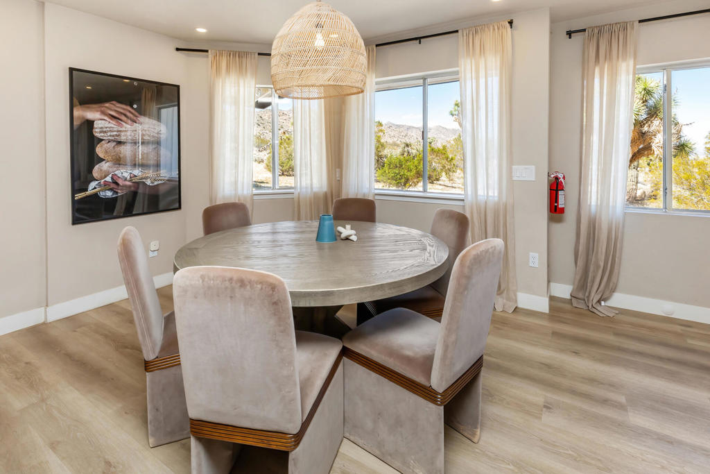 MLS #219131439DA image #5