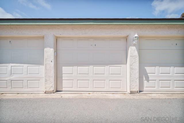 3157 Evening Way, La Jolla CA: https://media.crmls.org/mediaz/a4c9f858-6843-490f-8647-ba8e40ac371c.jpg