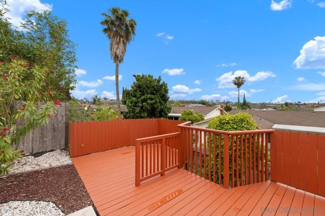 7614 Volclay Dr, San Diego CA: https://media.crmls.org/mediaz/a4c9fc93-f5c3-4198-8201-6dc219c4b0ac.jpg