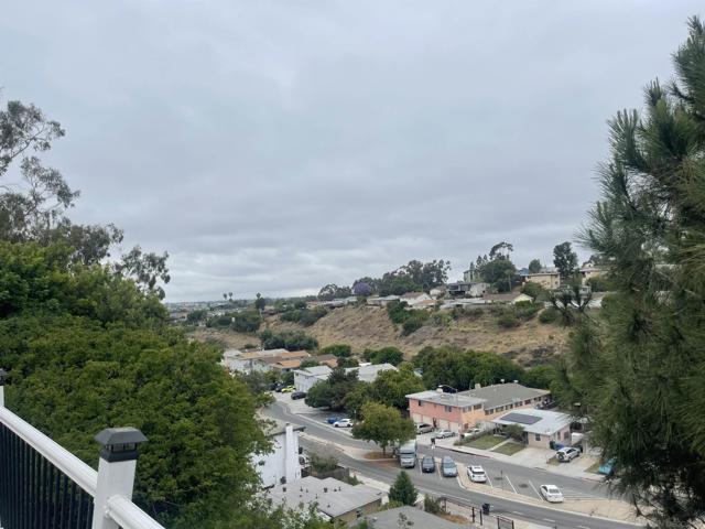 6034 Dwight St, San Diego CA: https://media.crmls.org/mediaz/a4ca195c-c745-4ba9-a3ed-564d2c823d08.jpg