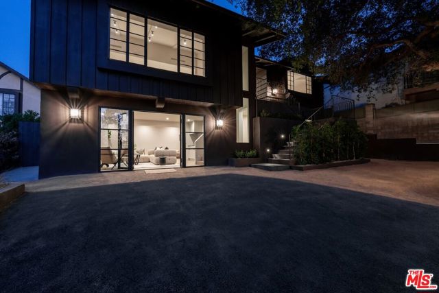 4790 Galendo Street, Woodland Hills CA: https://media.crmls.org/mediaz/a4ca4d40-dfb9-41a6-8cfa-0bc59e6c182d.jpg