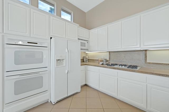 81100 Legends Way, La Quinta CA: https://media.crmls.org/mediaz/a4ca9bc4-b8d1-46d3-9182-6a35256fb3d4.jpg