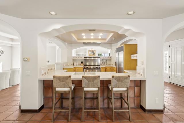 Detail Gallery Image 14 of 54 For 28889 Anderson Ct, Escondido,  CA 92026 - 4 Beds | 4 Baths