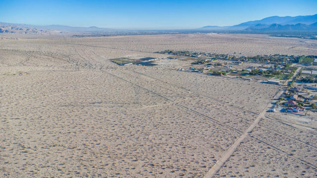 0 Shadow Mountain Lane, Thousand Palms CA: https://media.crmls.org/mediaz/a4cc0f33-5720-48f6-bda8-cb779557c089.jpg