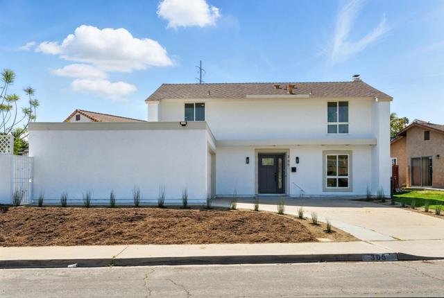 Detail Gallery Image 1 of 24 For 305 Spruce St, Chula Vista,  CA 91911 - 5 Beds | 2/1 Baths