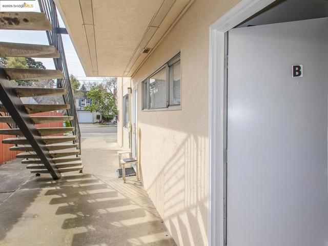Image 15 of 26 For 1433 Dwight  