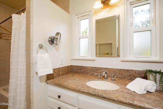 Detail Gallery Image 20 of 37 For 432 Oliveta Pl, La Canada Flintridge,  CA 91011 - 4 Beds | 3 Baths
