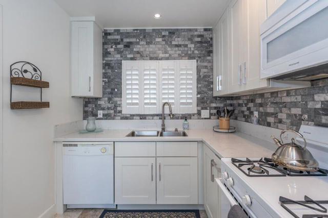 Image 13 of 38 For 48697 Eisenhower Drive