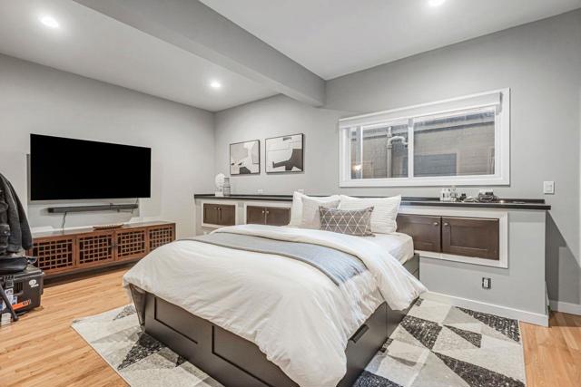 Image 33 of 51 For 1763 12th Avenue