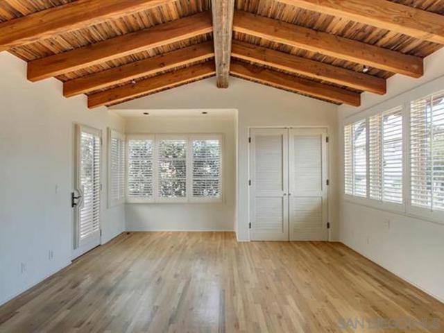 631 Loring, San Diego CA: https://media.crmls.org/mediaz/a4d251f1-cbec-45e5-a845-6c9b7b13c56a.jpg
