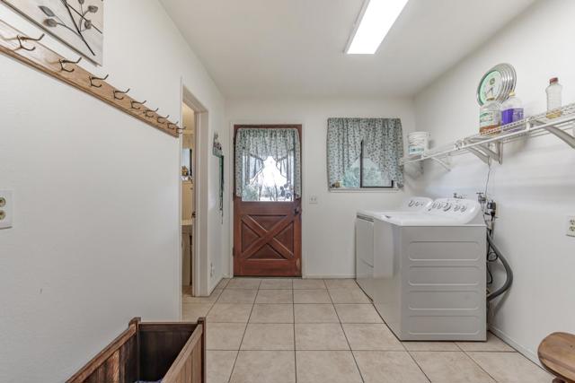 2854 Illinois Avenue, Corning CA: https://media.crmls.org/mediaz/a4d26981-3b70-4079-81d0-b57c5f1d8f15.jpg