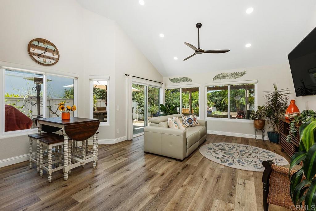 4722 Collinos Way - photo 12
