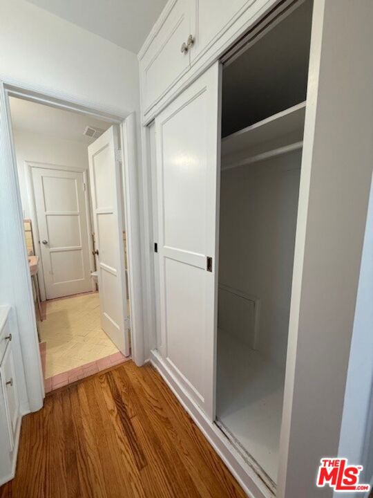 2515 Canyon Drive, Los Angeles CA: https://media.crmls.org/mediaz/a4d30df9-a1e9-49b0-9826-1c2e7889a96f.jpg