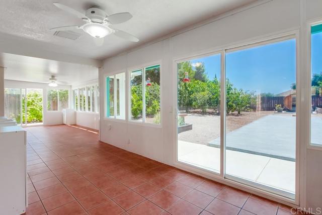 12919 Evalyn Place, Poway CA: https://media.crmls.org/mediaz/a4d37c9b-1736-414f-9400-6937a1465e92.jpg
