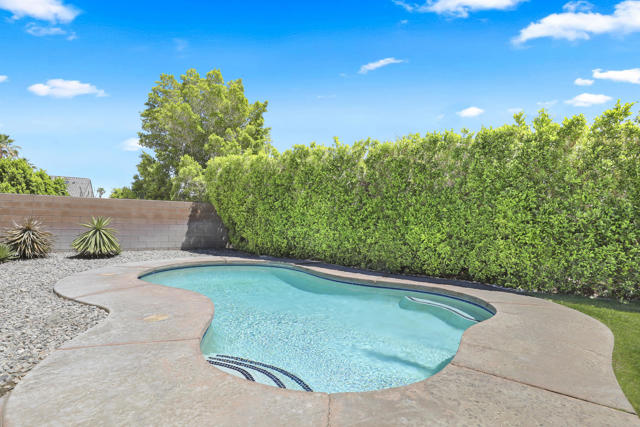 68073 Madrid Road, Cathedral City CA: https://media.crmls.org/mediaz/a4d3c8bf-6584-4caa-98c1-7bc3c6af32eb.jpg
