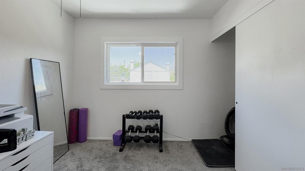 MLS #250033095SD img 35