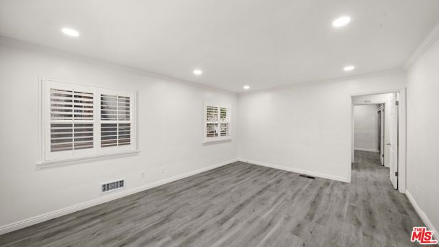 6311 La Tijera Boulevard, Los Angeles CA: https://media.crmls.org/mediaz/a4d52b4b-f3c7-45c9-829b-07b8a84ffec9.jpg