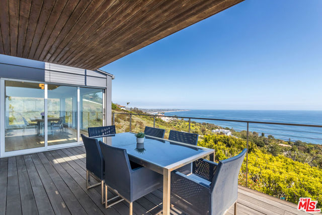 32701 Vista De Los Ondas Street, Malibu CA: https://media.crmls.org/mediaz/a4d5e332-8e82-48a4-869d-d6795c6a7943.jpg