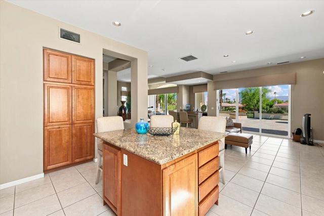 370 Gold Canyon Drive, Palm Desert, CA 92211