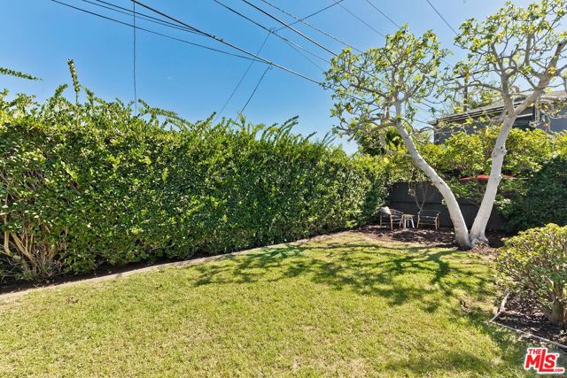 3844 Girard Avenue photo 40