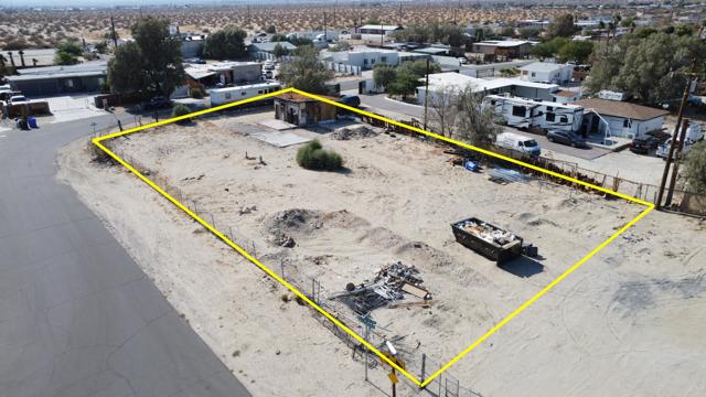 16830 Via Corto, Desert Hot Springs CA: https://media.crmls.org/mediaz/a4d7e795-f1a8-450e-afe7-1575cf44b5be.jpg
