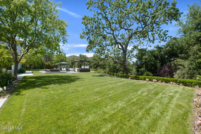 2259 Melford Court, Westlake Village CA: https://media.crmls.org/mediaz/a4daa051-0d5f-41a2-8022-ff4bc72c38ee.jpg