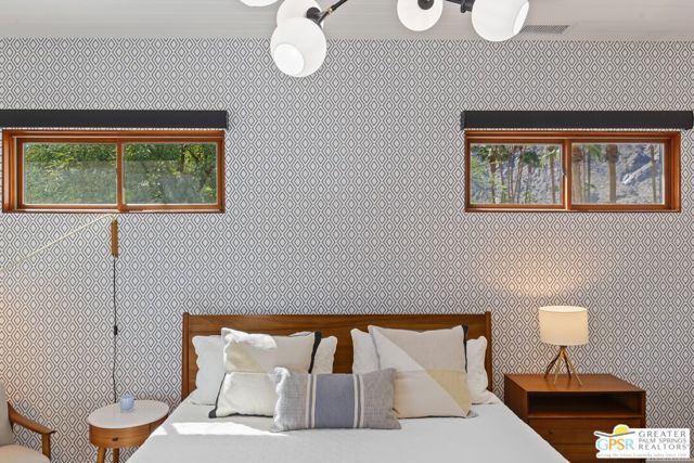 1189 N Rose Avenue, Palm Springs CA: https://media.crmls.org/mediaz/a4daff9d-82ed-409f-bbc6-c07a8c74947a.jpg