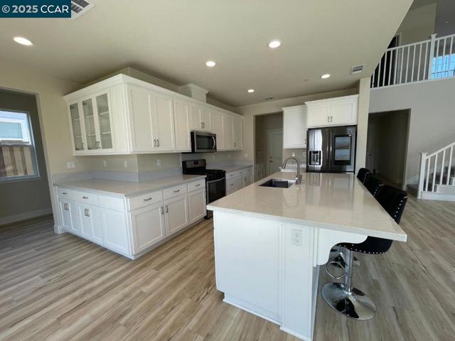 5541 Promontory Way, Antioch CA: https://media.crmls.org/mediaz/a4db5095-45a2-4136-9207-c6fcef6ef8f0.jpg