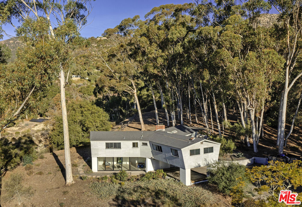 1030 E Mountain Drive