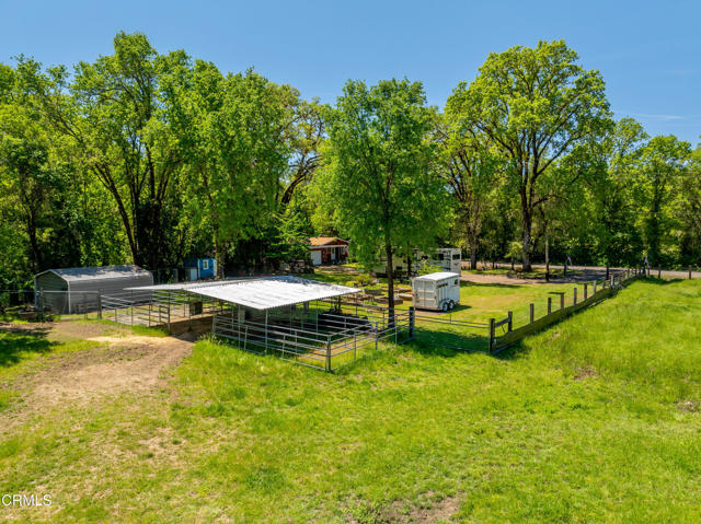 3901 Canyon Road, Willits CA: https://media.crmls.org/mediaz/a4ddac73-4637-42b3-b882-317a1b30b0f8.jpg