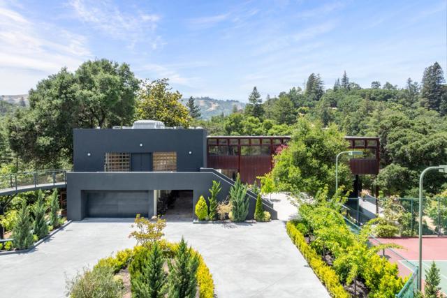 12 Las Aromas, Orinda CA: https://media.crmls.org/mediaz/a4de1eee-d665-4e1c-8c2f-8a9fb6915652.jpg