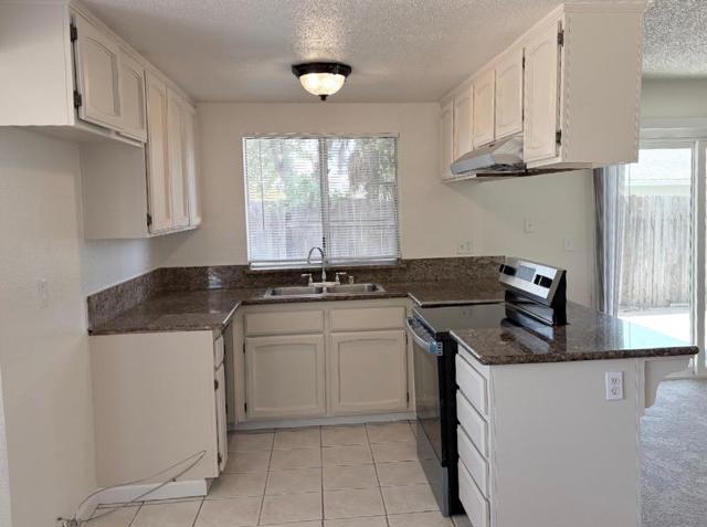 3765 Samos Way, Sacramento CA: https://media.crmls.org/mediaz/a4df85a0-ba62-481e-ac05-fbabcd7aba47.jpg