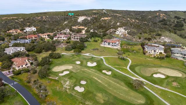 315 Pasadera Court, Monterey CA: https://media.crmls.org/mediaz/a4dfcbd4-efc3-4c6e-bca0-2f3e1f58fee5.jpg