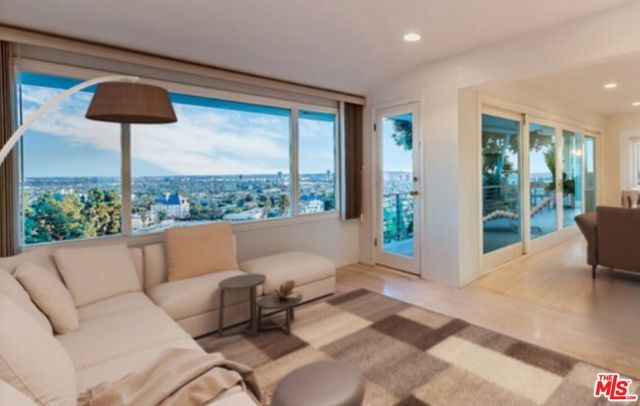 3 Bed Home for Sale in Los Angeles, California
