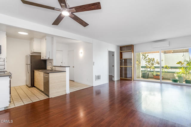 Detail Gallery Image 14 of 49 For 355 S Los Robles Ave #311,  Pasadena,  CA 91101 - 2 Beds | 1 Baths