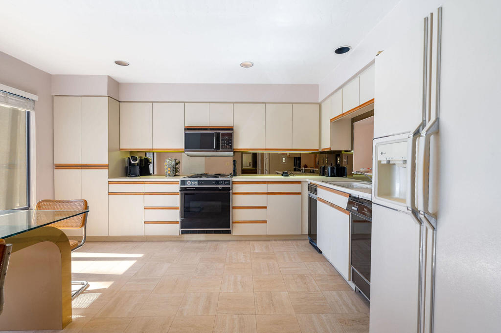 MLS #219136500DA image #8