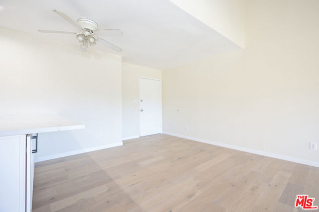 8601 International Avenue, 235 photo 7