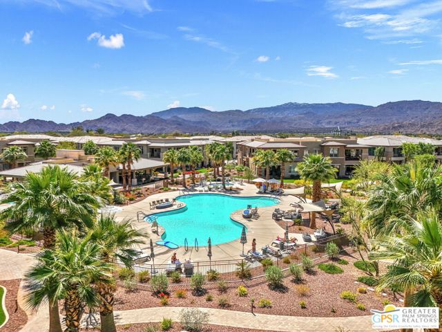 504 Retreat Circle, Palm Desert CA: https://media.crmls.org/mediaz/a4e32dcd-a4b9-401b-b1e8-50b2ad9056d6.jpg