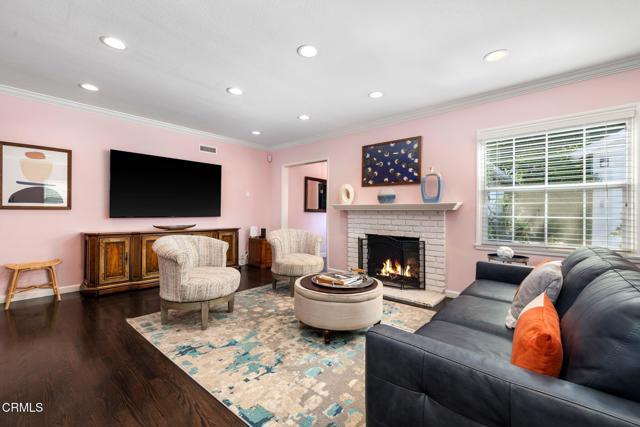 378 Grand Avenue, Monrovia CA: https://media.crmls.org/mediaz/a4e3c2df-f517-467f-8a3d-9474f49db9c1.jpg