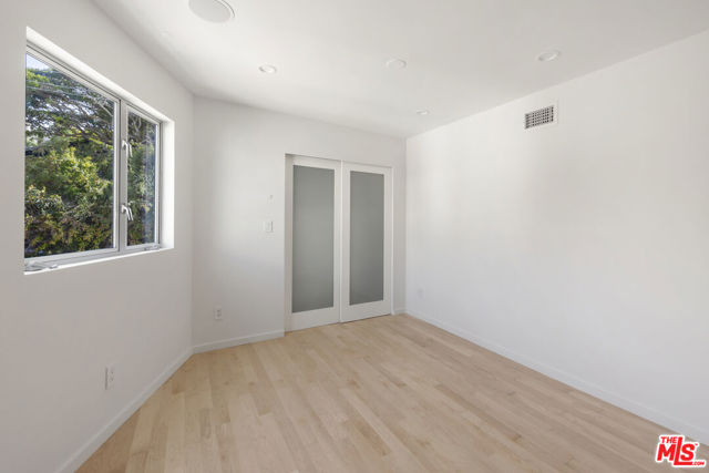 Drew Fenton | 257 Entrada Drive Santa Monica CA | MLS: 7501252 Drew Fenton | 257 Entrada Drive Santa Monica CA | MLS: 7501252