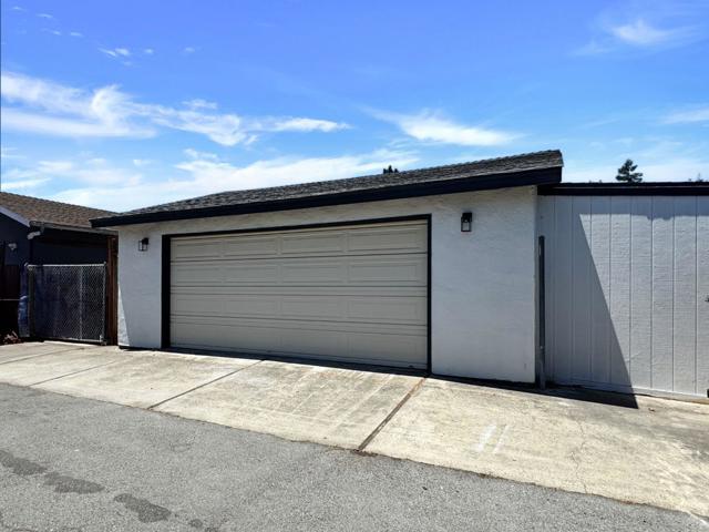1349 Jefferson Avenue, Redwood City CA: https://media.crmls.org/mediaz/a4e68605-c025-40e5-85ac-d3fba54cd505.jpg